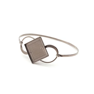 Nemesacél karkötő alap 20 x 20 mm négyzet foglalattal