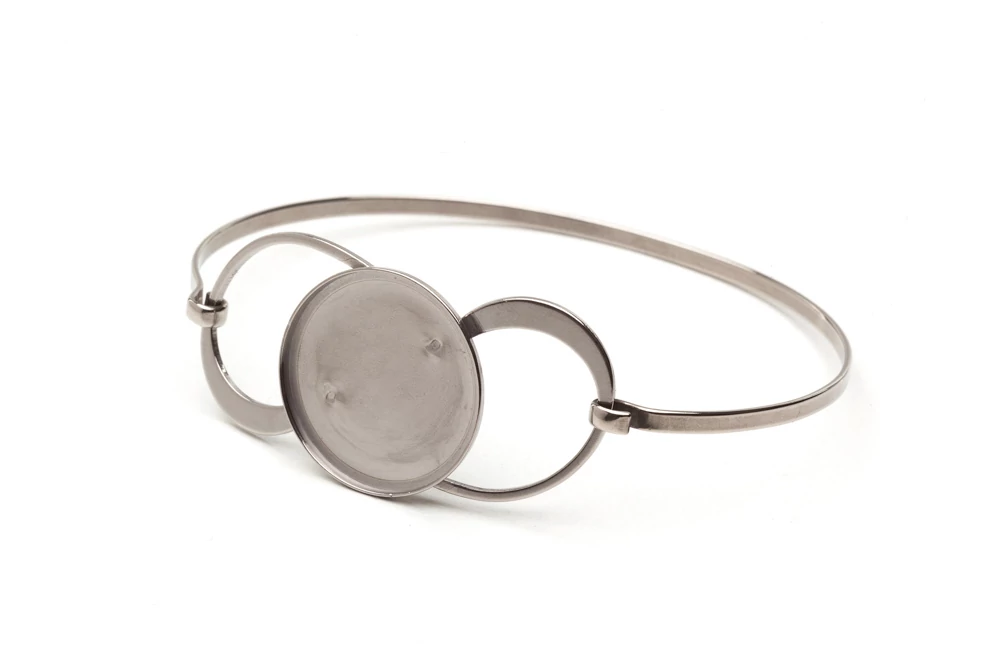 Nemesacél karkötő alap 20 mm peremes foglalattal